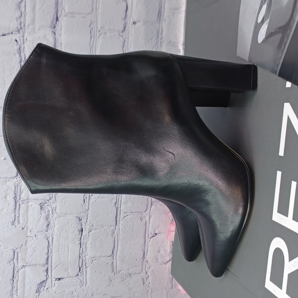 Arezzo Boto Salto Alto Boots NWT - Picture 5 of 11